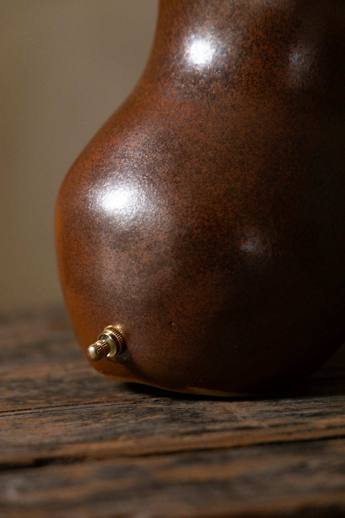 Detalle de la superficie en acabado Cobre